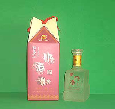 四角蒙古包精品奶酒