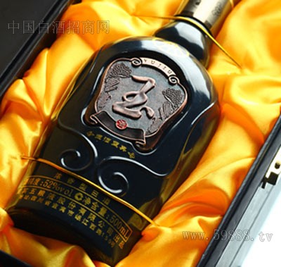 ���-����